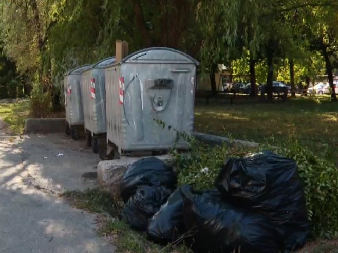 Контејнер Контејнер - Фото: РТРС