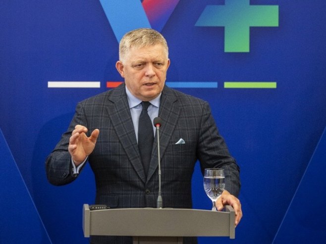 Фицо: Неки западни политичари желе сукоб Русије и НАТО-а, пријети нам смртна опасност