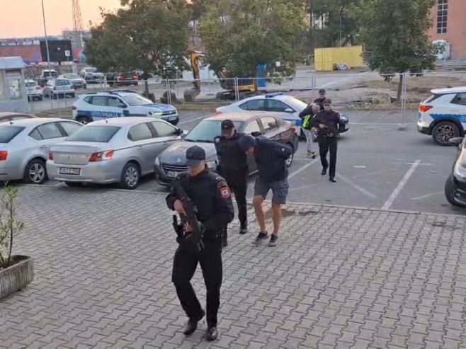 Три лица ухапшена у акцији "Тренер" спроведена у Окружно јавно тужилаштво Бањалука (ВИДЕО)