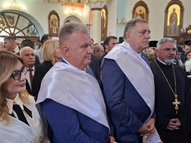 У Градишци освештана обновљена Задужбина митрополита Георгија Николајевића; Додик: Вјерујући народ чува српски идентитет (ФОТО)