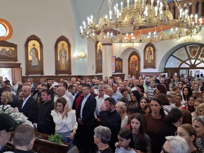 U Gradišci osveštanje obnovljene Zadužbine mitropolita Georgija Nikolajevića (foto: RTRS)