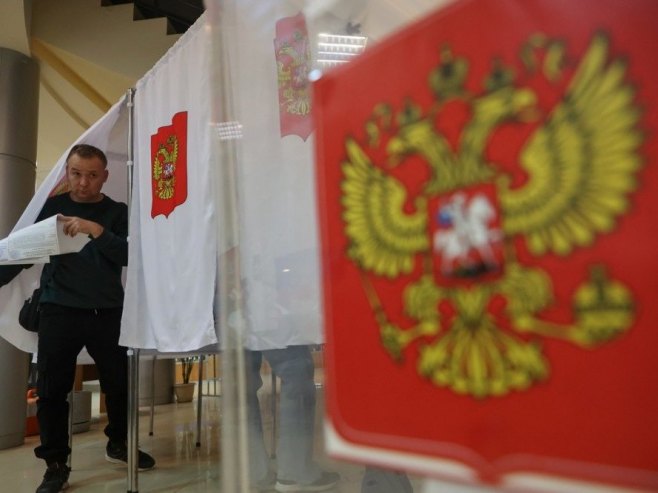 Русија: Излазност на парламентарним изборима готово 57 одсто