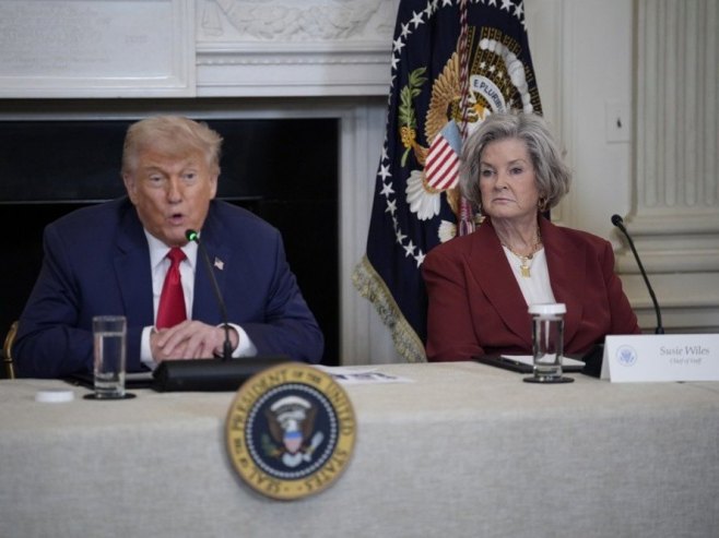 Donald Tramp i Suzi Vajls (foto: arhiva - EPA/YURI GRIPAS / POOL)
