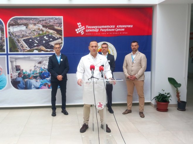 УКЦ Српске: Први пут изведена холмијум ласерска операција простате (ФОТО)