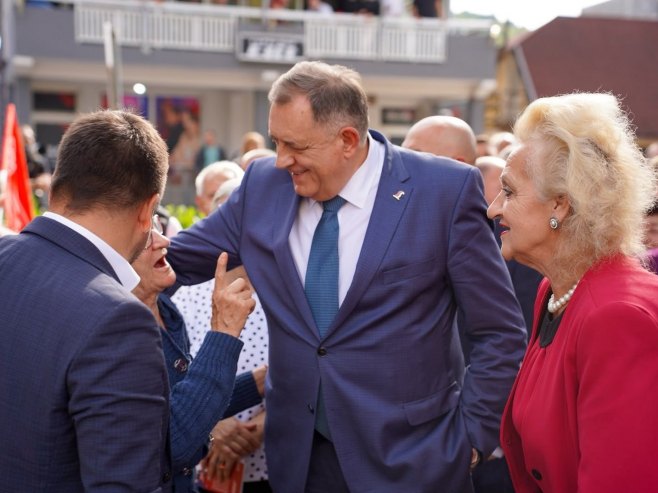 Милорад Додик у Шековићима Милорад Додик у Шековићима - Фото: Уступљена фотографија