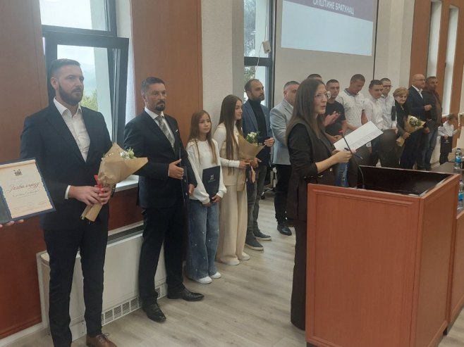 Додјелом награда и признања обиљежен Дан општине Братунац