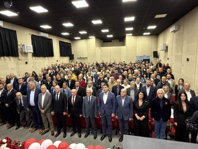 Трибина у Невесињу Трибина у Невесињу - Фото: Уступљена фотографија