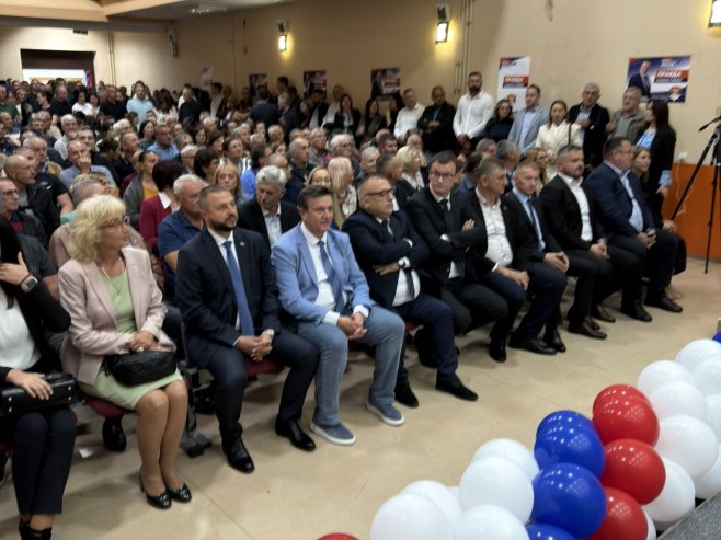 Божовић: Нећемо дозволити слабљење институција Репиблике Српске