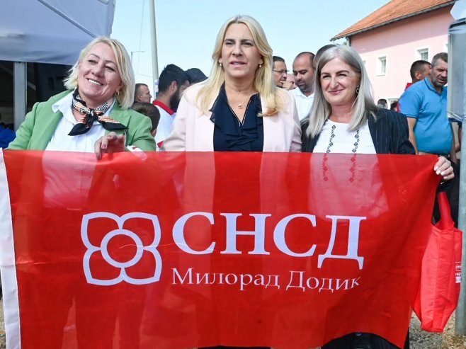 Цвијановић на Мањачи (Фото: instagram.com/zeljka.cvijanovic/) Цвијановић на Мањачи (Фото: instagram.com/zeljka.cvijanovic/) -