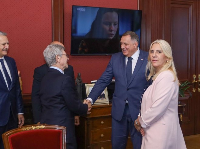 Додик након састанка са Саксом: Српска цијени истинске пријатеље