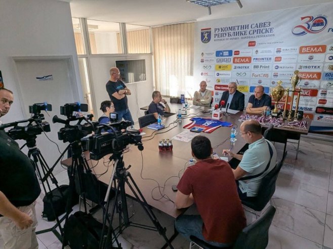 Ванредна изборна Скупштина РС БиХ: Поштовати закон и статут