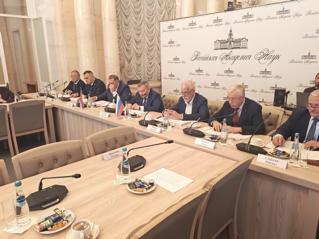 Sastanak Dodika sa predsjednikom Akademije nauka Rusije (Foto: RTRS)
