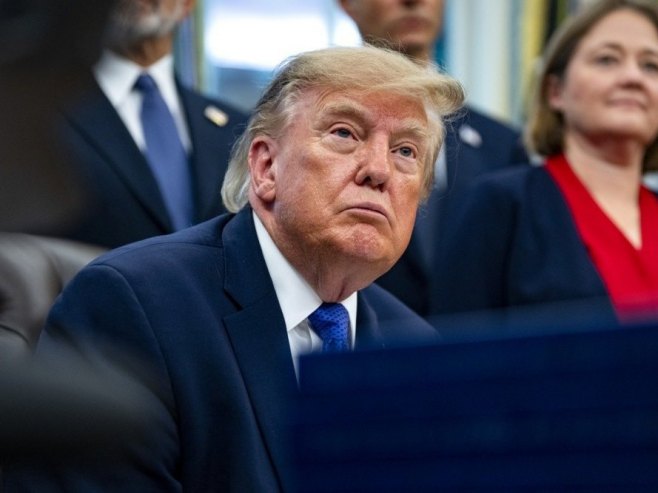 Трамп демантује да је Ирану понудио ублажавање санкција
