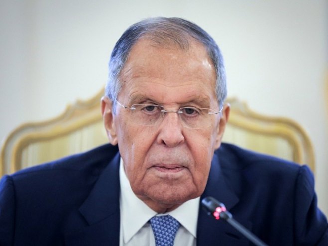 Лавров: Европа води рат против Русије