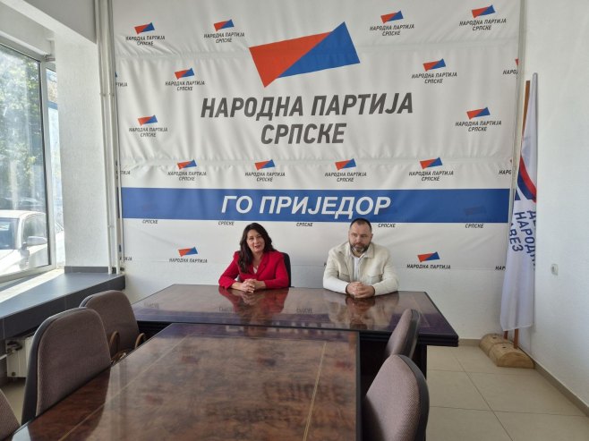 Оливера Брдар Мирковић и Стевица Дроњак Оливера Брдар Мирковић и Стевица Дроњак - Фото: РТРС