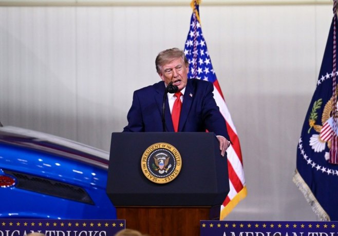 Трамп: Европа пристала да ослободи огромну количину дизела