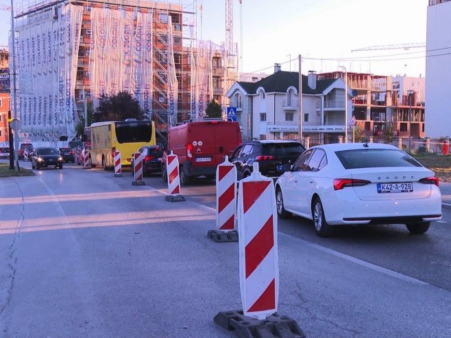 Бањалука се врти у круг: Никад више кружних токова, а гужве никад веће (ВИДЕО)