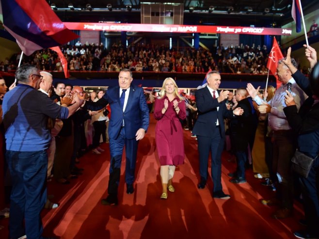 Завршна предизборна трибина СНСД-а; Дворана Борик препуна (ФОТО)