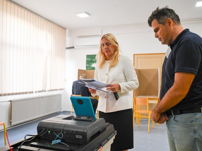 Цвијановићева гласала на Паприковцу