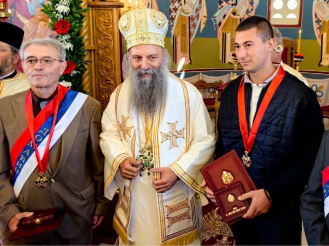 Патријарх Порфирије освештао храм у Дражњу