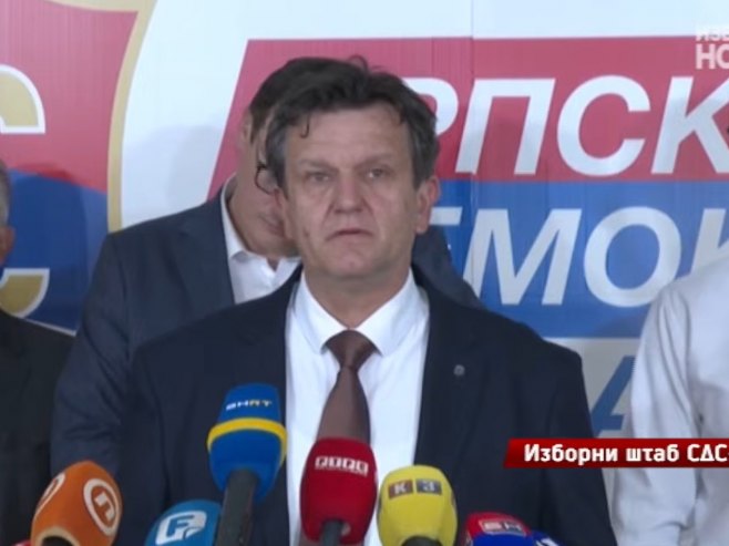 Блануша честитао Минићу на побједу