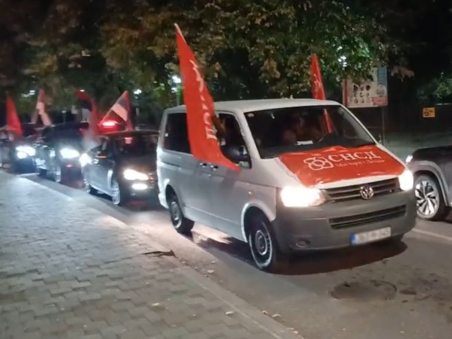 СНСД прославио побједу у Бијељини (ВИДЕО)