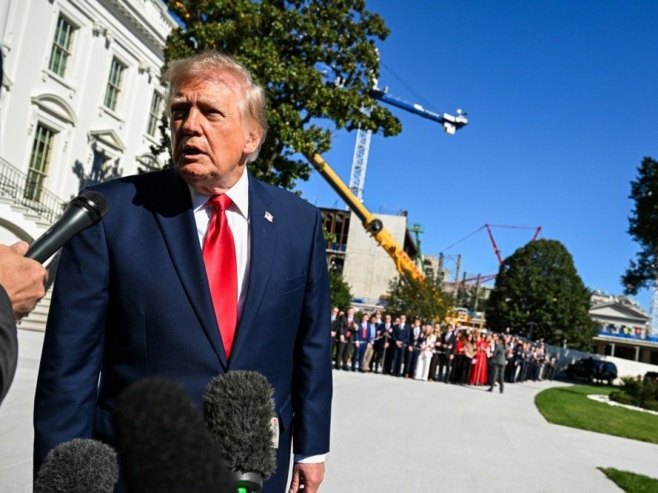 Трамп: Непријатељ свако ко користи појам вјештачка интелигенција