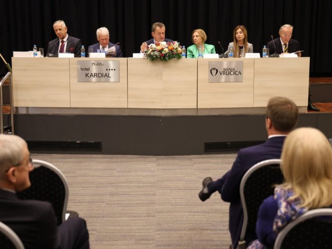 "Октобарски правнички дани" у Теслићу (Уступљена фотографија)