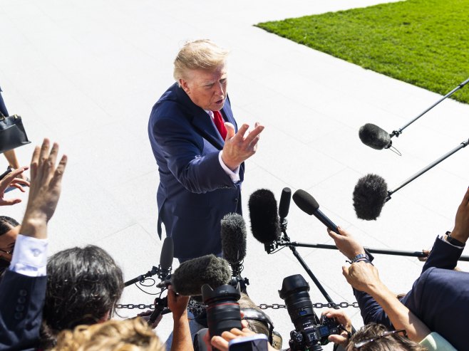 Трамп: Бајденов став о Русији допринио избијању сукоба у Украјини Трамп: Бајденов став о Русији допринио избијању сукоба у Украјини