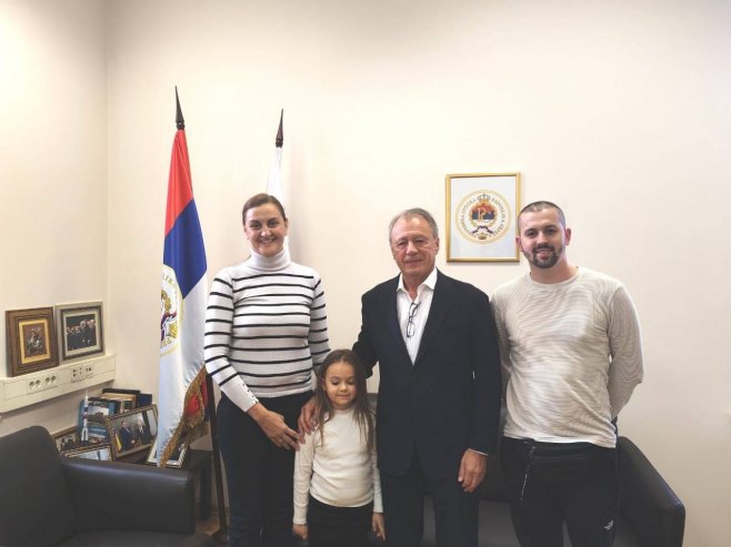 Магдалена Тешић из Дервенте освојила Москву на Фестивалу "Бијели штап"