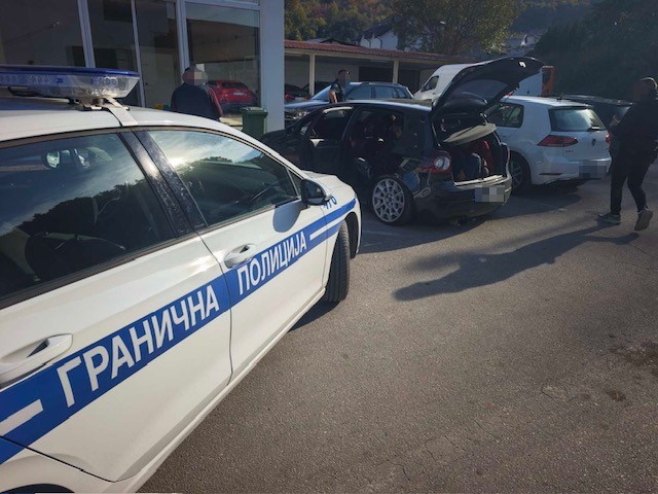 Спријечено кријумчарење седам миграната на подручју Велике Кладуше