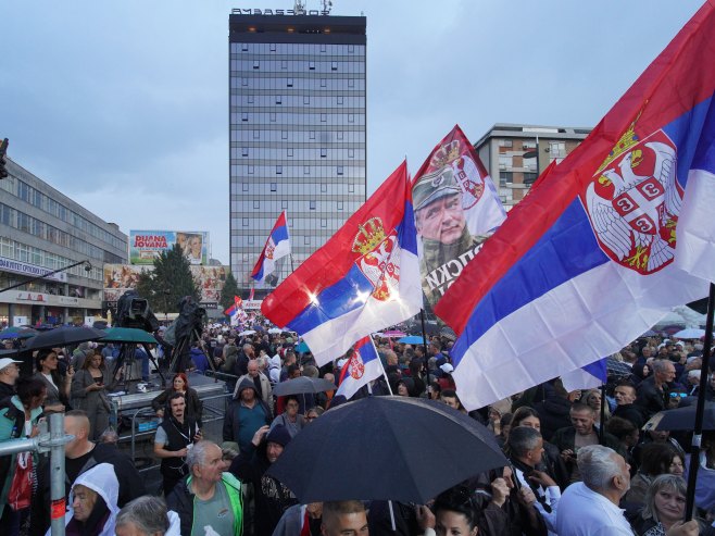 Предизборни скуп "Уједињена Србија - Александар Вучић" (Фото: TANJUG/ MILOŠ MILIVOJEVIĆ/bs) Предизборни скуп "Уједињена Србија - Александар Вучић" (Фото: TANJUG/ MILOŠ MILIVOJEVIĆ/bs) -