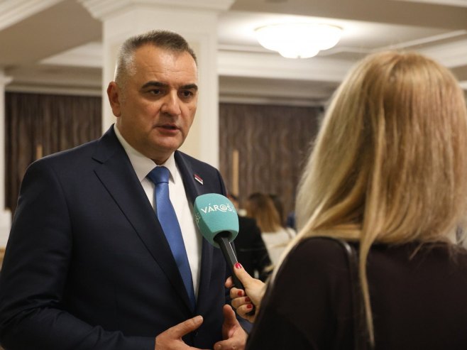 Минић: Срби и данас воде битку, и то за очување идентитета