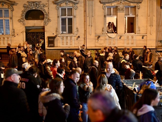 Студентска листа на Славији одржала завршни предизборни скуп