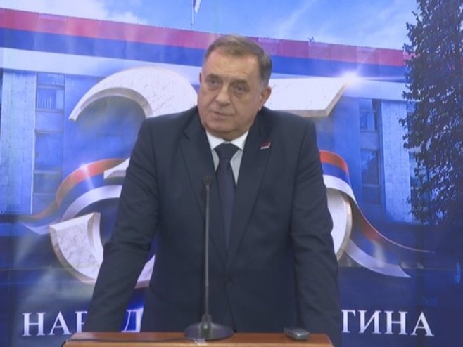 Додик: Стојимо иза РТРС-а и радника, наредних дана рјешење проблема (ВИДЕО)