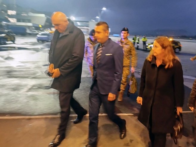 Гогановић дочекао министра одбране Италије на сарајевском аеродрому